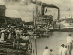 El 31 de Agosto del año 1904 hace ya mas de un siglo la Compañía de Vapores de Isla de Pinos (IPSSCO), puso en explotación la nave " S.S, JOHN J. CAMPBELL , para trasladar a hacía el territorio pineros a los nuevos colonos norteamericanos.