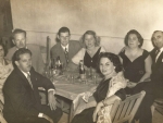 Despedida de año, 31 de Diciembre de 1954, en la foto Ofelia Ferreiro Hermana de Juan A. Ferreiro de Santa Fe, la Sra. rubia en el centro son su esposo Americano es Hermana de Julio Lopez quien aparece a la izquierda de este y la dama de la izquierda es Ofelia y enfrente de ella el hermano de Julio