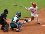 El equipo de Beisbol Las Avispas Santiagueras, derrotaron a los Piratas de la Isla de La Juventud, en el estadio Guillermón Moncada de Santiago de Cuba, el12 de septiembre de 2020. ACN FOTO/Miguel RUBIERA JUSTIZ.